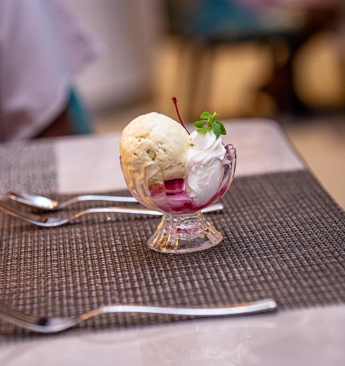 Moevenpick Ambassador Hotel Accra Ngoại thất bức ảnh