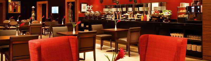 Moevenpick Ambassador Hotel Accra Ngoại thất bức ảnh